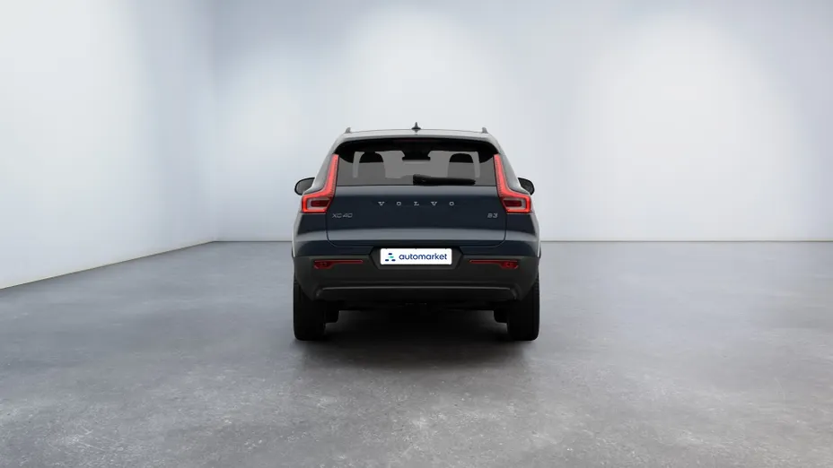 VOLVO XC40 XC40 B3 Ultra Dark aut Nowy