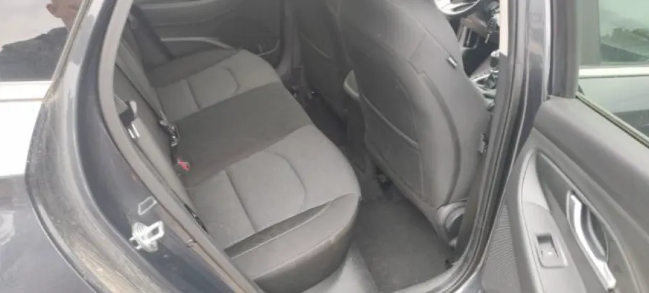 HYUNDAI i30 i30 1.0 T-GDI Smart