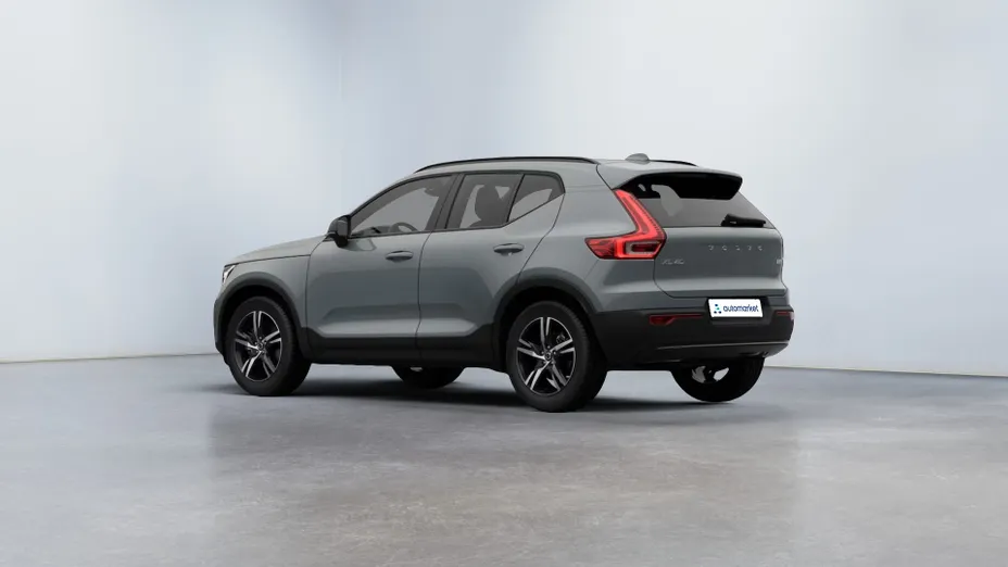 VOLVO XC40 XC40 B4 Plus Dark aut Nowy