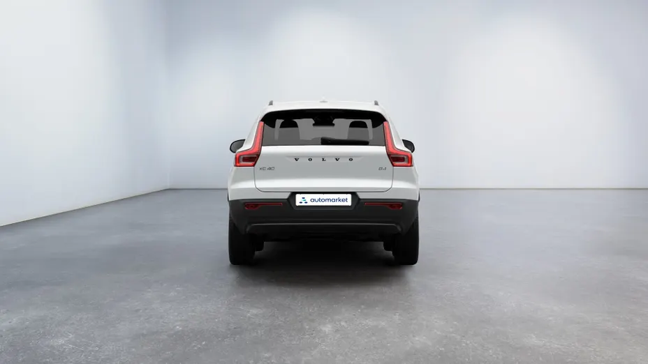 VOLVO XC40 XC40 B4 Plus Black Edition aut Nowy