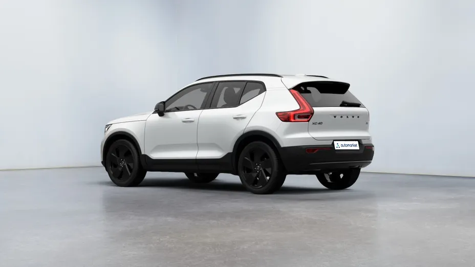 VOLVO XC40 XC40 B4 Plus Black Edition aut Nowy