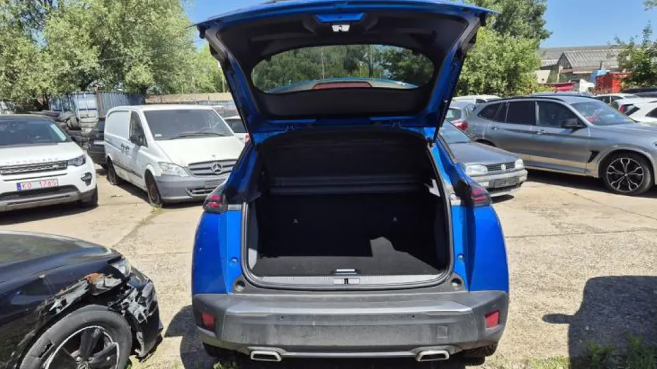 PEUGEOT 2008 2008 PureTech 130 Allure S&S EAT8