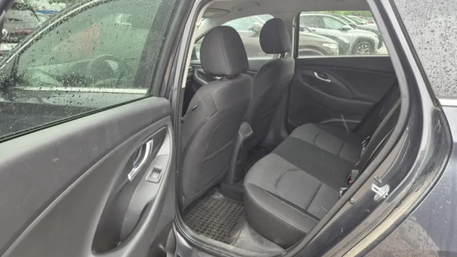 HYUNDAI i30 i30 1.0 T-GDI Smart