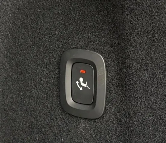 VOLVO XC60 XC60 T6 Plug-In Hybrid AWD Ultra Dark aut