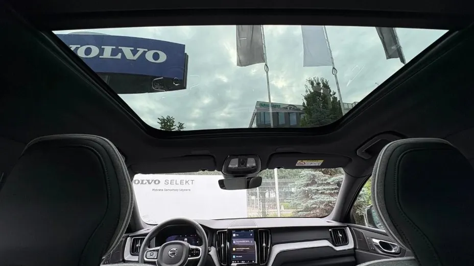 VOLVO XC60 XC60 T6 Plug-In Hybrid AWD Ultra Dark aut