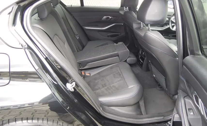 BMW Seria 3 320d xDrive mHEV M Sport sport-aut
