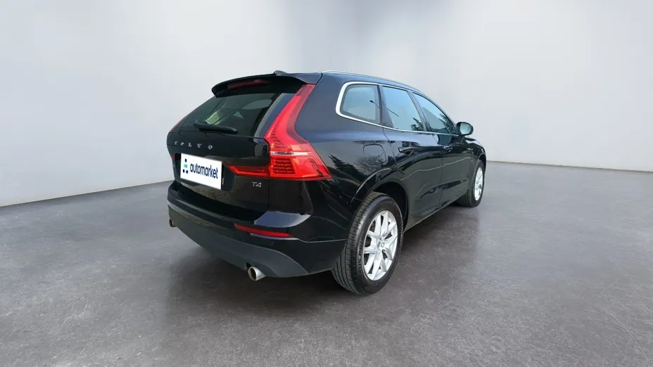 VOLVO XC60 XC60 T4 Momentum Pro aut