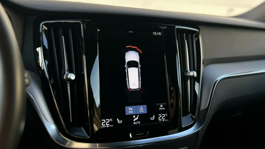 VOLVO V60 V60 B3 B R-Design aut