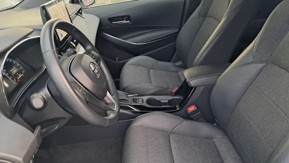 TOYOTA Corolla Corolla 1.8 Hybrid Style