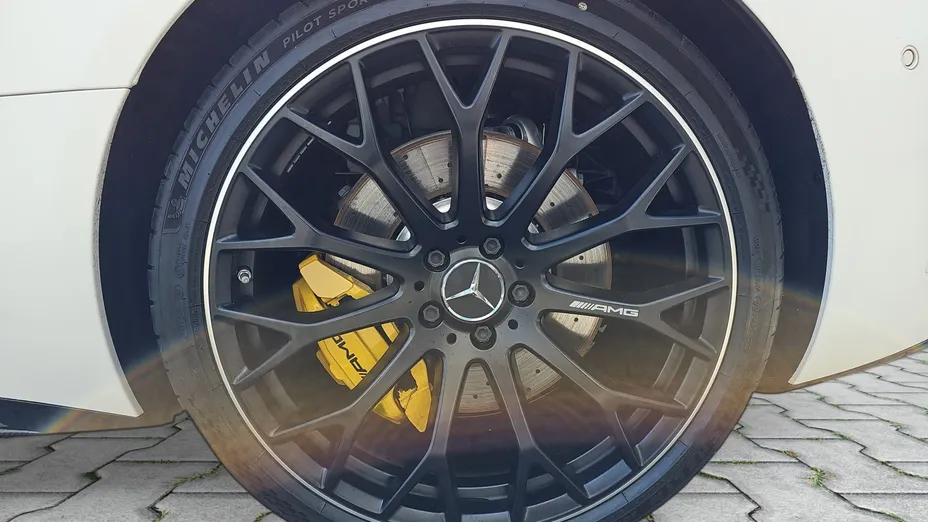 MERCEDES-BENZ SL AMG SL 63