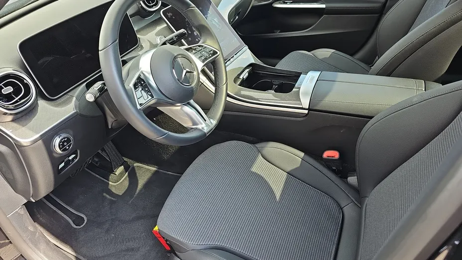 MERCEDES-BENZ C Klasa C 300 e PHEV Avantgarde