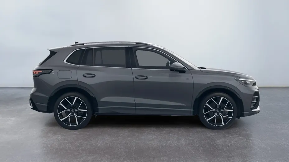 VOLKSWAGEN Tiguan Tiguan 2.0 TSI 4Mot. R-Line Plus DSG Nowy