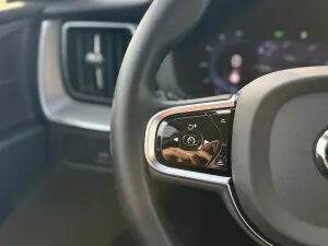 VOLVO XC60 XC60 T6 Plug-In Hybrid AWD Plus Dark aut