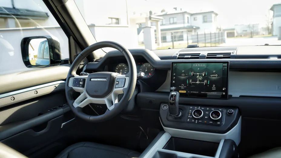 LAND ROVER Defender Defender 110 3.0 D200 mHEV X-Dynamic SE Nowy
