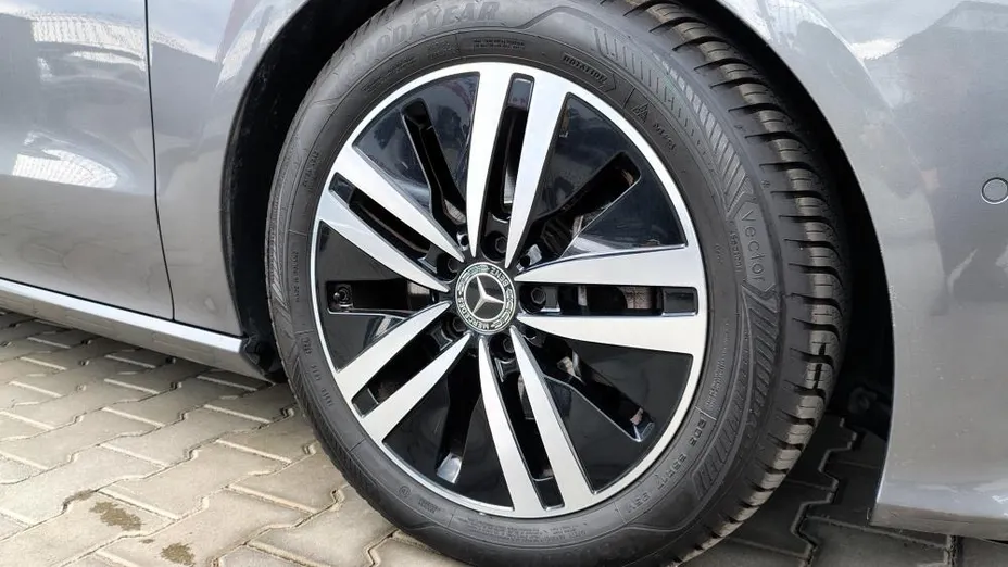 MERCEDES-BENZ CLA CLA 200 d Progressive 8G-DCT