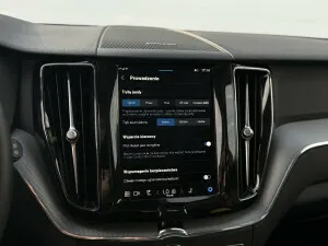 VOLVO XC60 XC60 T6 Plug-In Hybrid AWD Plus Dark aut