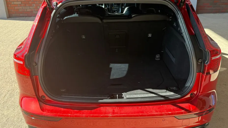 VOLVO V60 V60 D4 R-Design aut