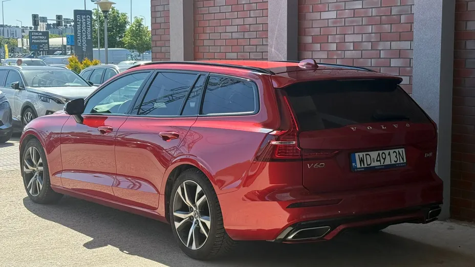 VOLVO V60 V60 D4 R-Design aut