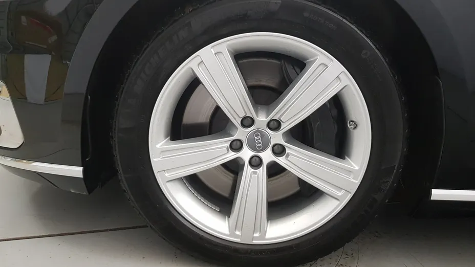AUDI A8 A8 L 60 TFSI mHEV Quattro Tiptr.