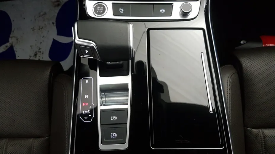 AUDI A8 A8 L 60 TFSI mHEV Quattro Tiptr.