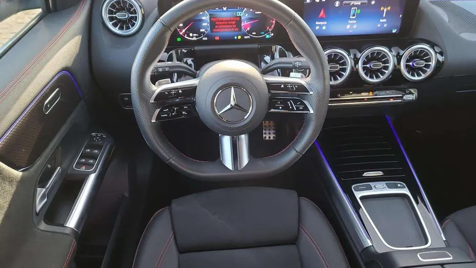 MERCEDES-BENZ GLA GLA 200 Style