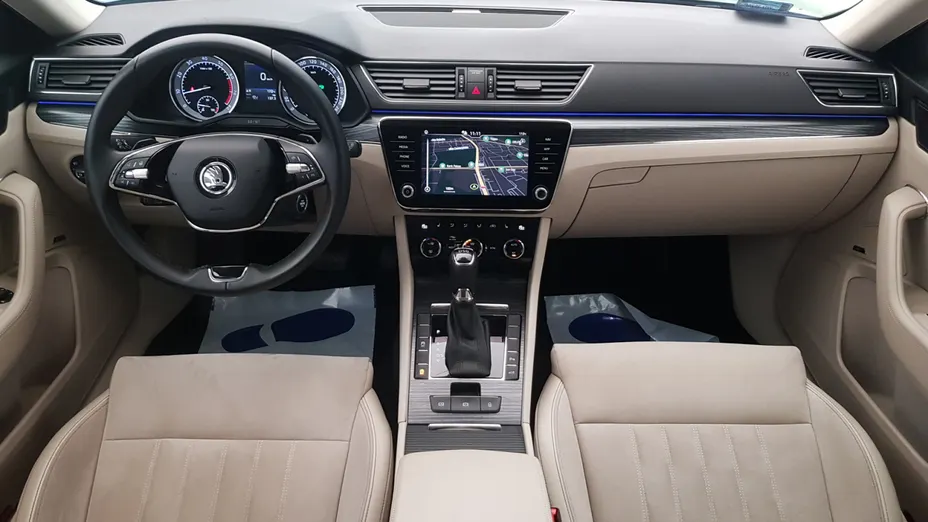 SKODA Superb Superb 2.0 TSI Style DSG