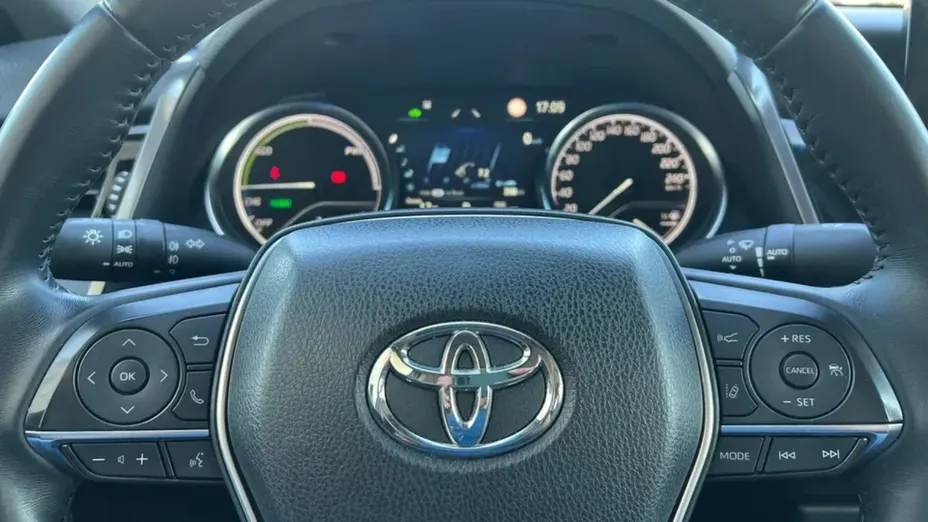 TOYOTA Camry Camry 2.5 Hybrid Comfort CVT