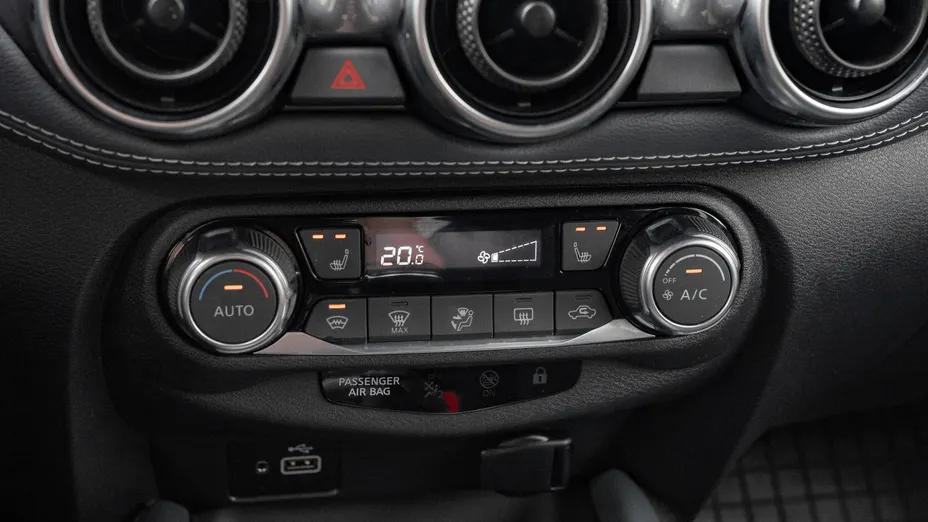 NISSAN Juke Juke 1.0 DIG-T N-Connecta