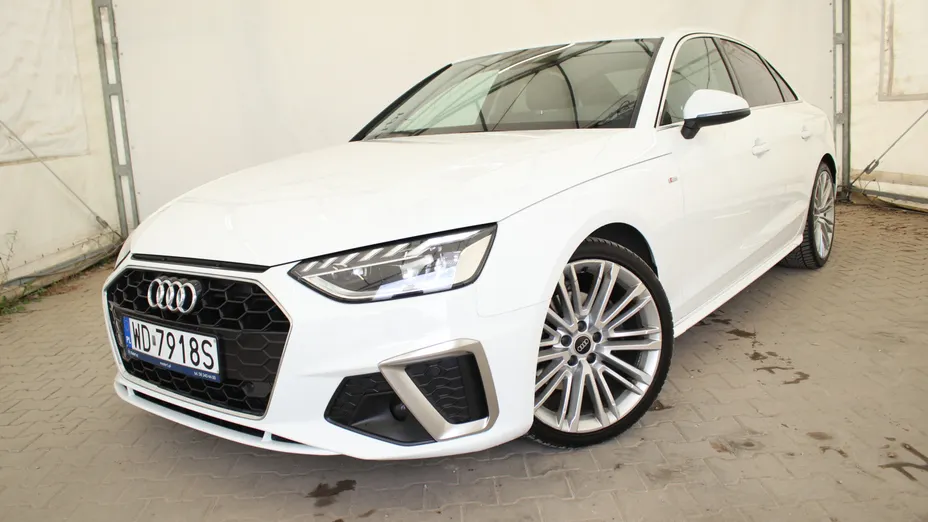 AUDI A4 A4 35 TFSI mHEV S Line S tronic
