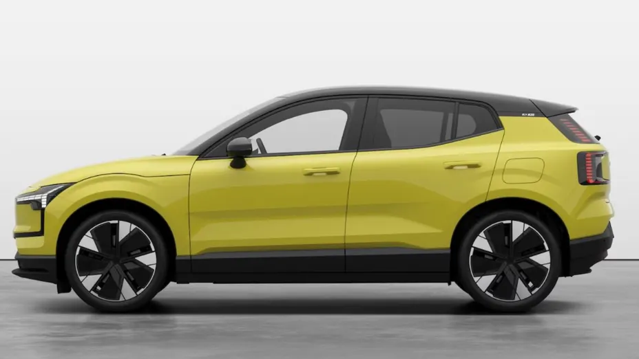 VOLVO EX30 EX30 69kWh Twin Motor Plus Nowy
