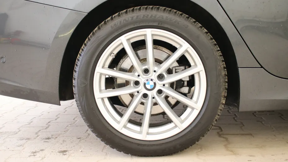 BMW Seria 3 320d xDrive mHEV Advantage aut