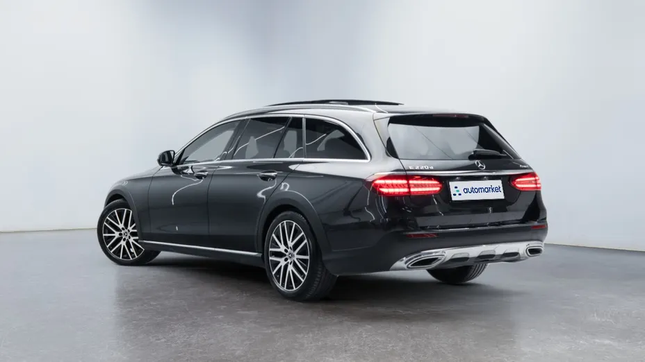 MERCEDES-BENZ E Klasa E 220 d 4-Matic All-Terrain Avantgarde