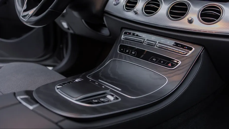 MERCEDES-BENZ E Klasa E 220 d 4-Matic All-Terrain Avantgarde