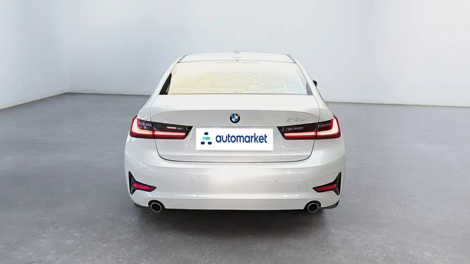 BMW Seria 3 318d Advantage