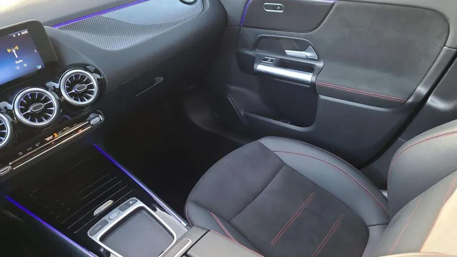 MERCEDES-BENZ GLA GLA 200 Style
