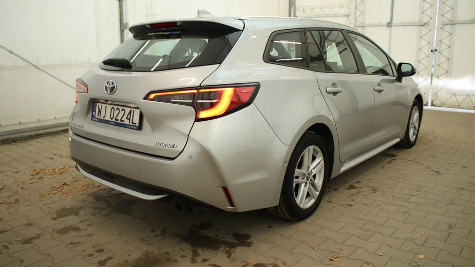 TOYOTA Corolla Corolla 2.0 Hybrid Comfort