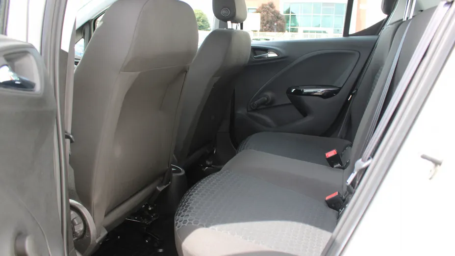 OPEL Corsa Corsa 1.4 Enjoy