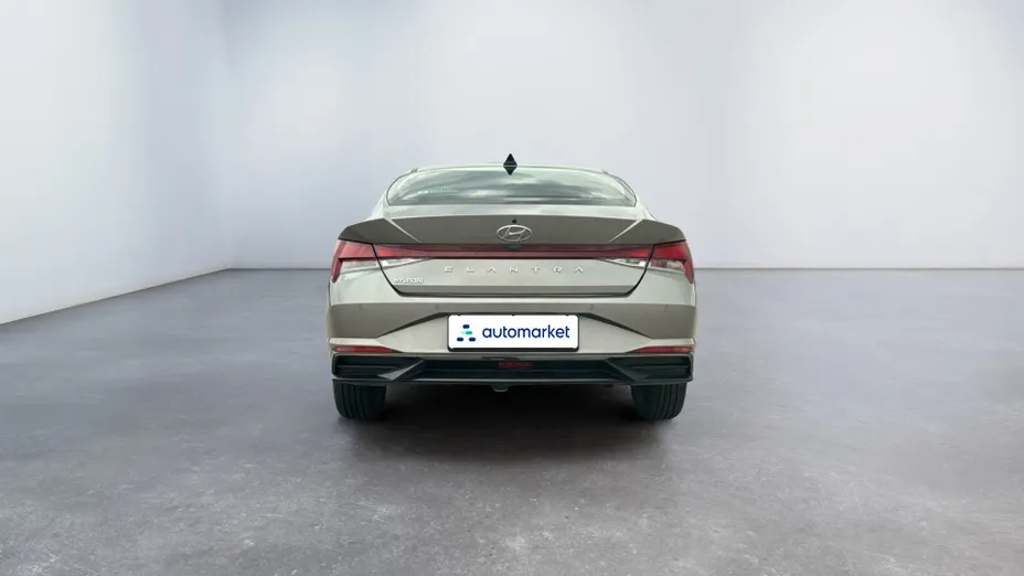HYUNDAI Elantra Elantra 1.6 Smart CVT