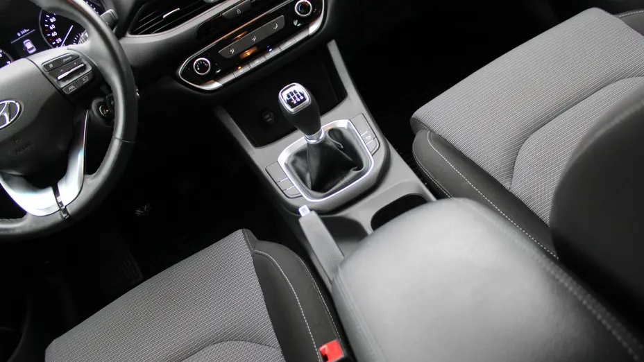 HYUNDAI i30 i30 1.0 T-GDI Classic +