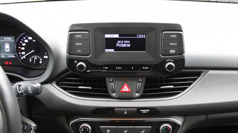 HYUNDAI i30 i30 1.0 T-GDI Classic +