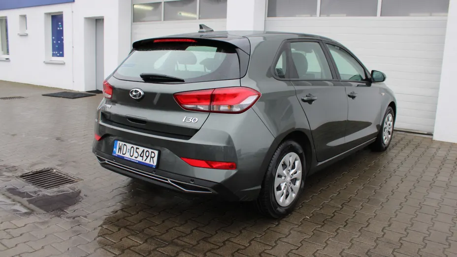 HYUNDAI i30 i30 1.0 T-GDI Classic +