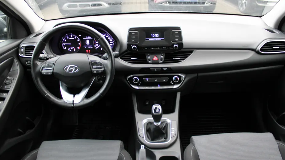 HYUNDAI i30 i30 1.0 T-GDI Classic +