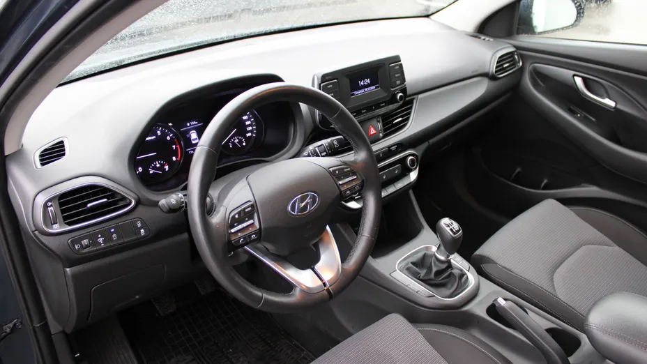 HYUNDAI i30 i30 1.0 T-GDI Classic +