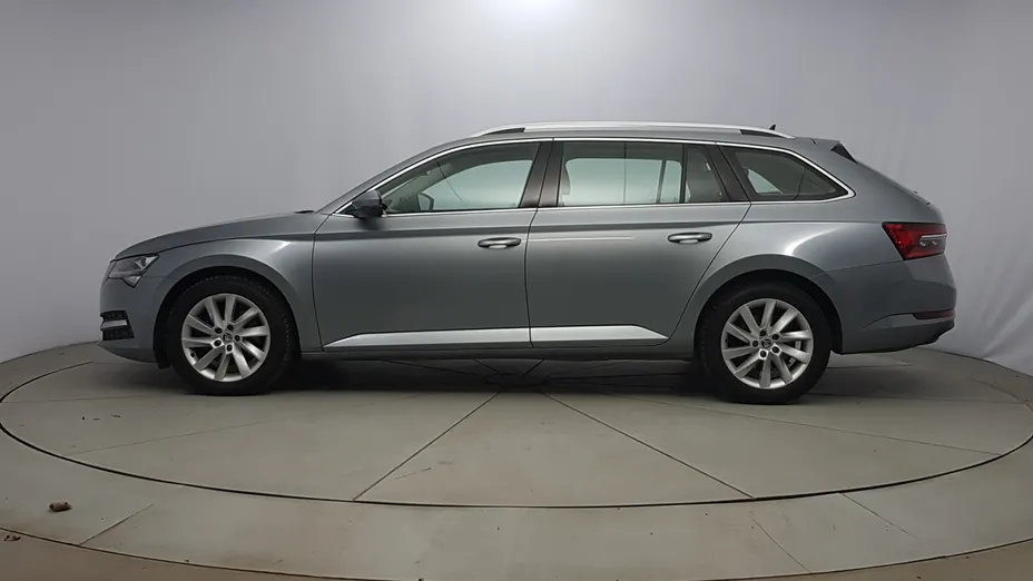 SKODA Superb Superb 2.0 TDI SCR Ambition DSG