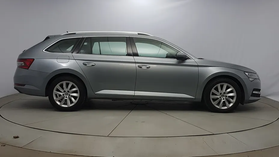 SKODA Superb Superb 2.0 TDI SCR Ambition DSG