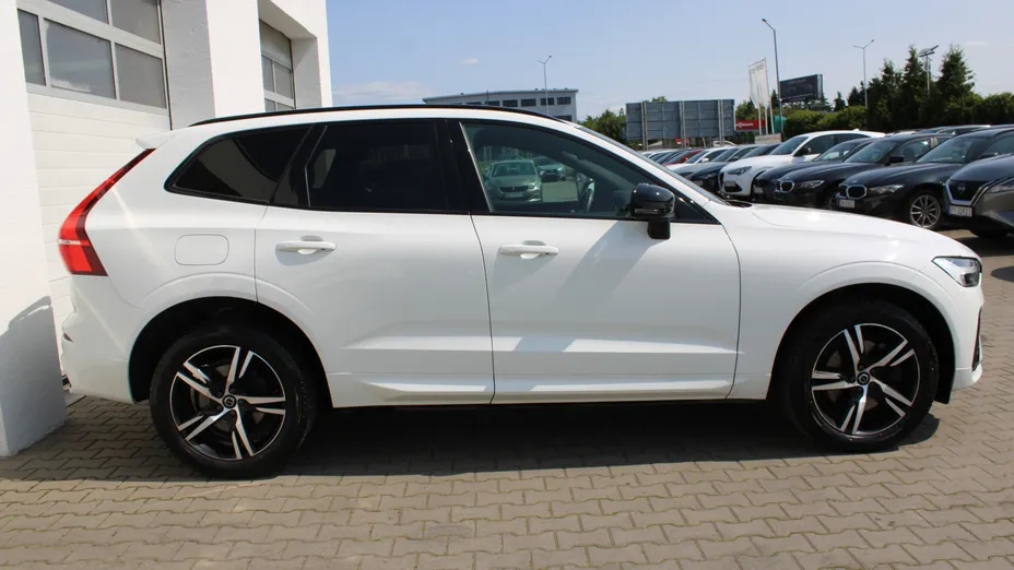 VOLVO XC60 XC60 B4 D AWD R-Design aut