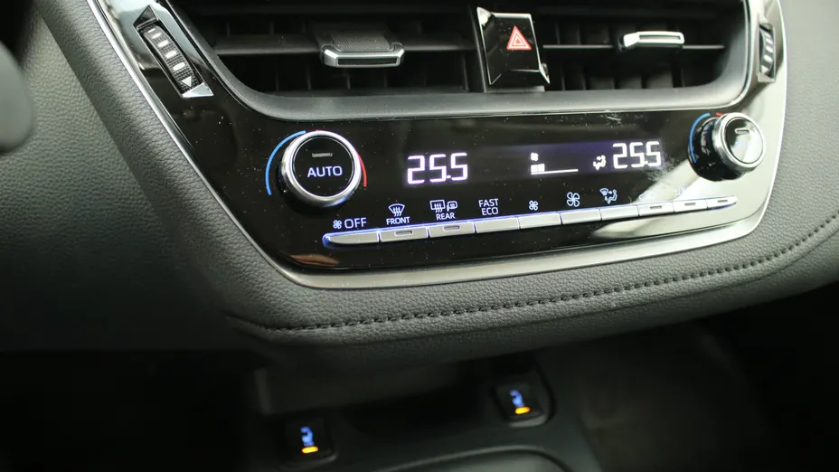 TOYOTA Corolla Corolla 1.5 Comfort
