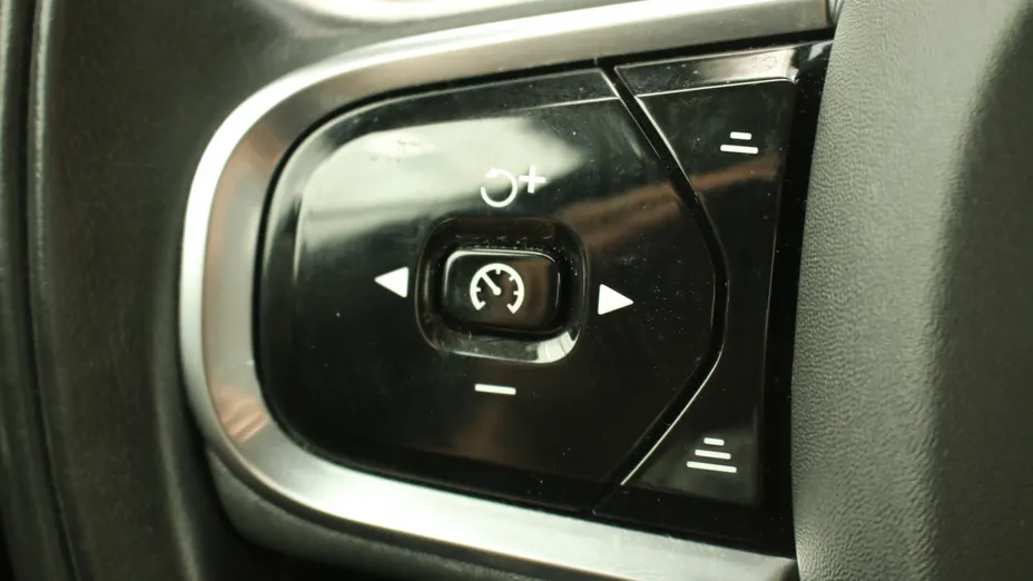 VOLVO S90 S90 B4 B Momentum Pro aut