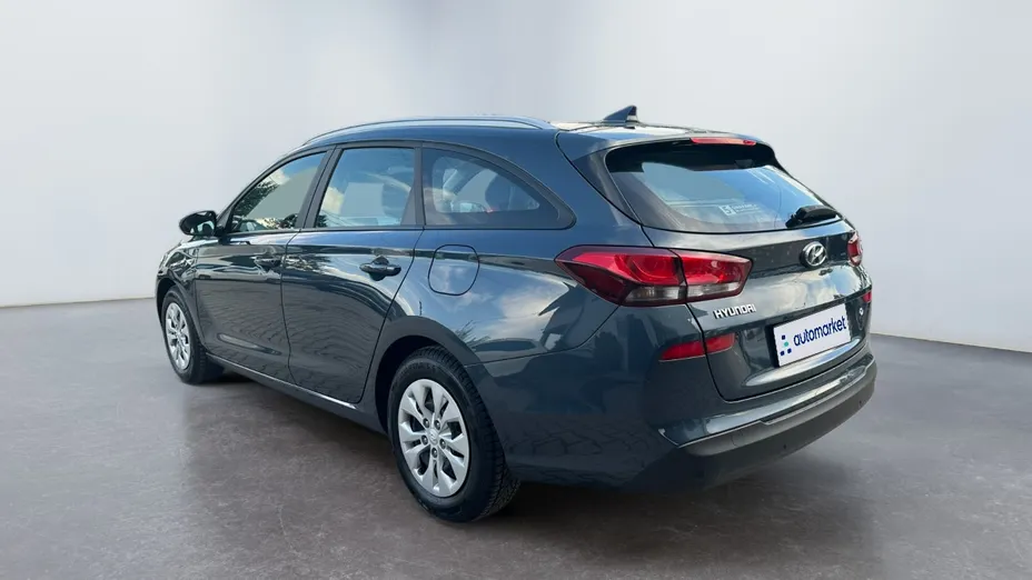 HYUNDAI i30 i30 1.6 D Classic +