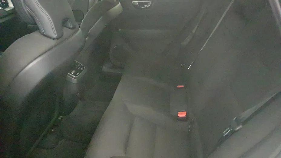 VOLVO XC60 XC60 B4 B Momentum Pro aut